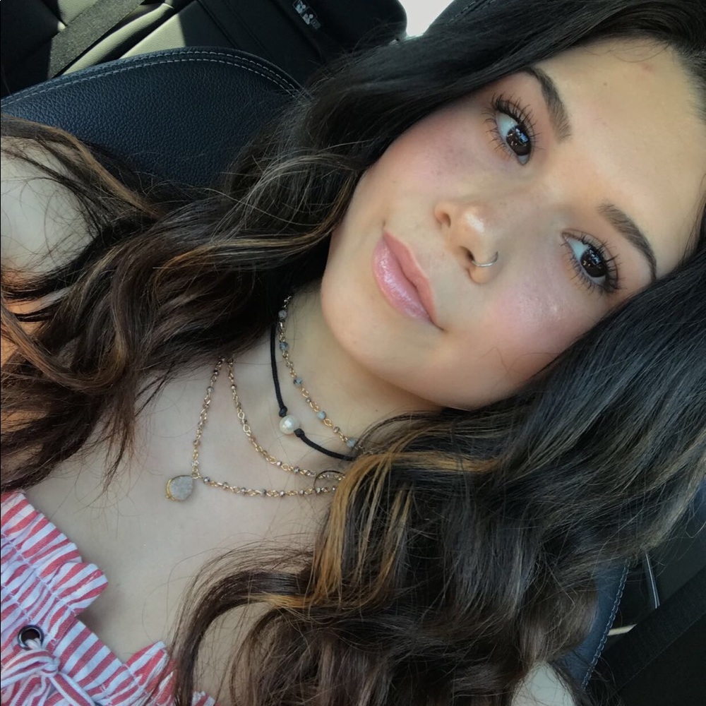 Meet your Posher, Alexa